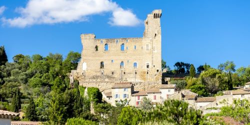 Private Tour: Châteauneuf du Pape Wine Tour from Aix en Provence